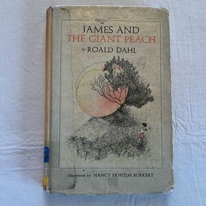Vintage James and The Giant Peach Children’s Book